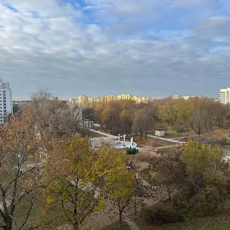 Appartement Metro Targowek Mieszkaniowy *